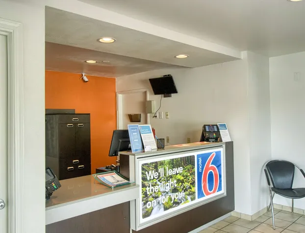 Motel 6 Everett, WA - North hotel detail image 4