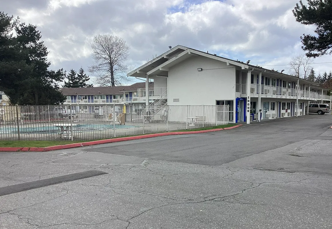 Motel 6 Everett, WA - North hotel hero