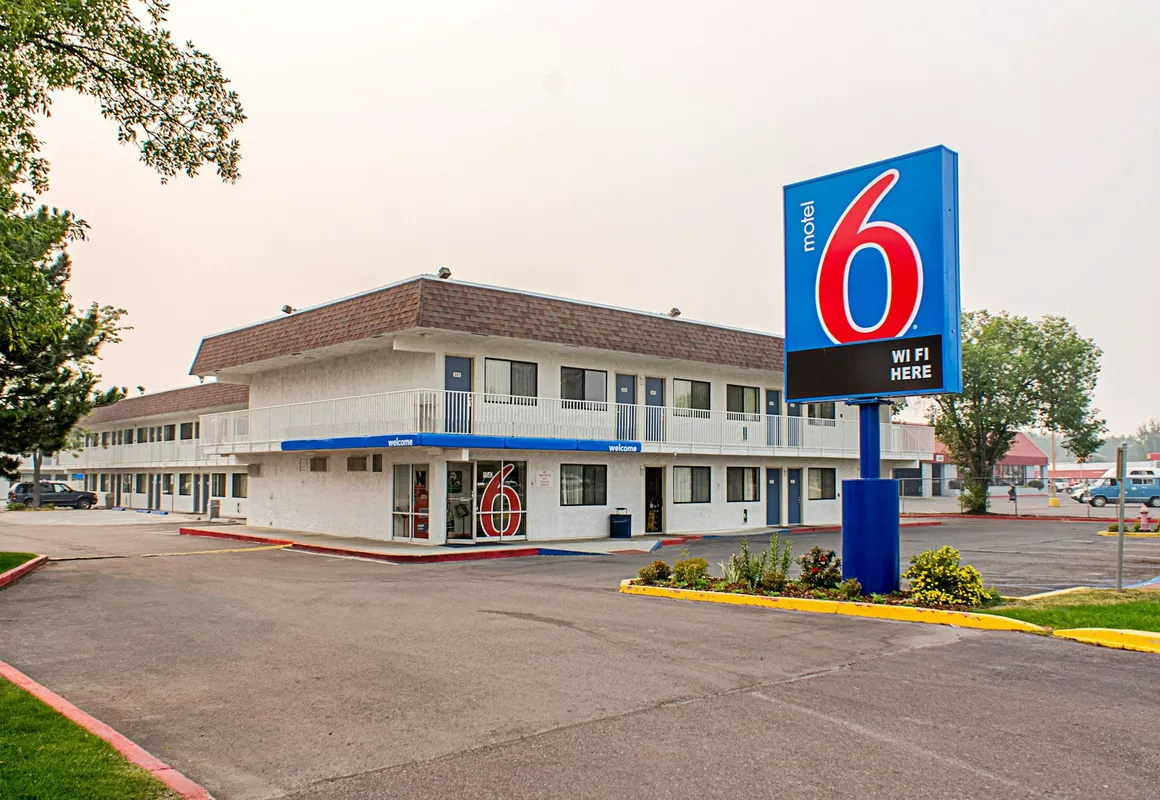 Motel 6 Kalispell, MT hotel hero