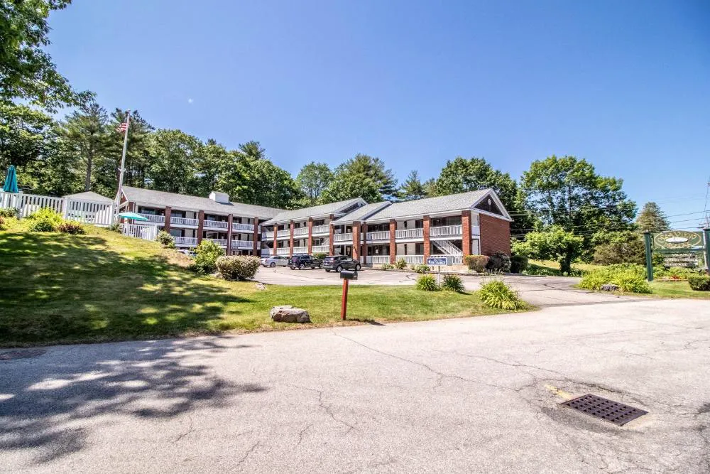 The Sea View Motel hotel hero