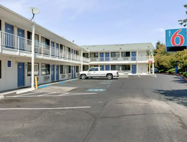 Motel 6 Bellingham, WA hotel detail image 4