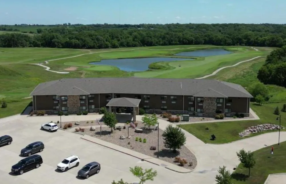 Qube Hotel hotel hero