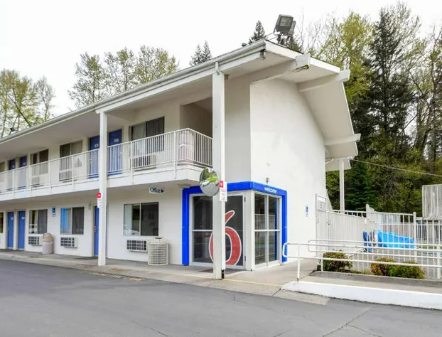 Motel 6 Kelso - Mt. St. Helens hotel detail image 1