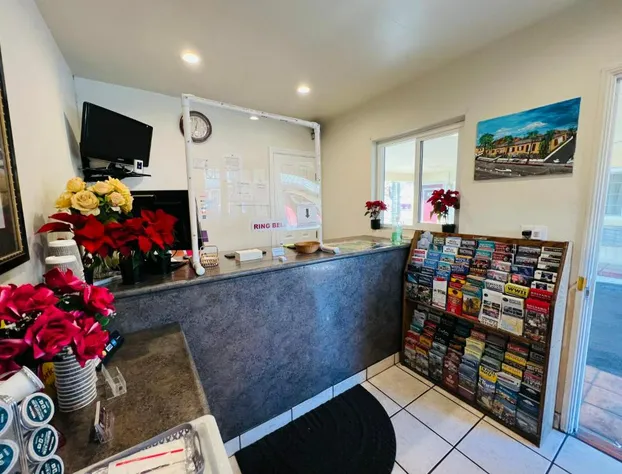 Town and Country Inn hotel detail image 2