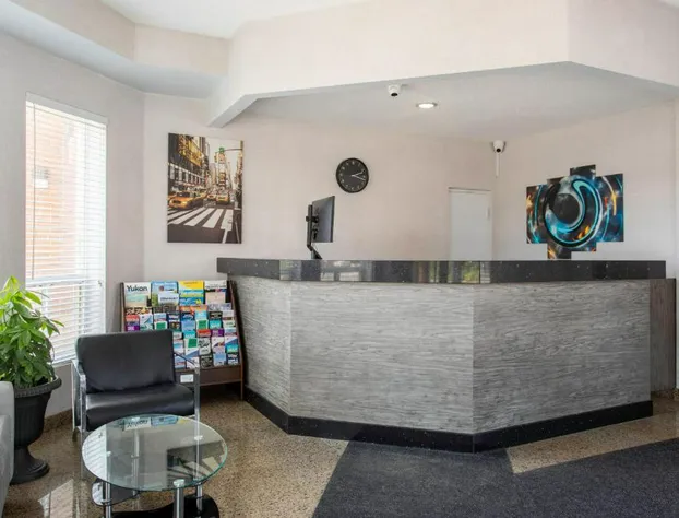 Super 5 Inn hotel detail image 4