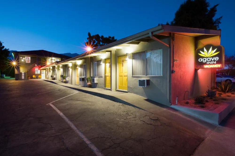 Agave Inn hotel hero