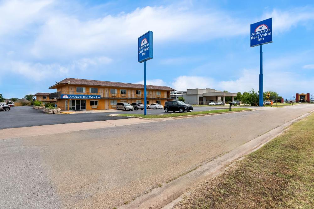 Americas Best Value Inn Stillwater hotel hero