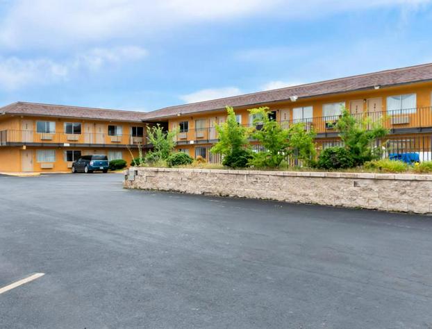 Americas Best Value Inn Stillwater hotel detail image 1