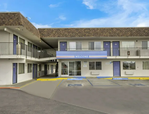 Motel 6 Farmington, NM hotel detail image 4