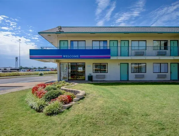 Regency Inn hotel detail image 4