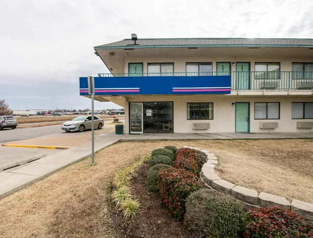 Regency Inn hotel detail image 1