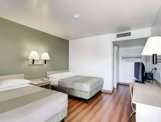 Econo Lodge Midvale hotel detail image 1