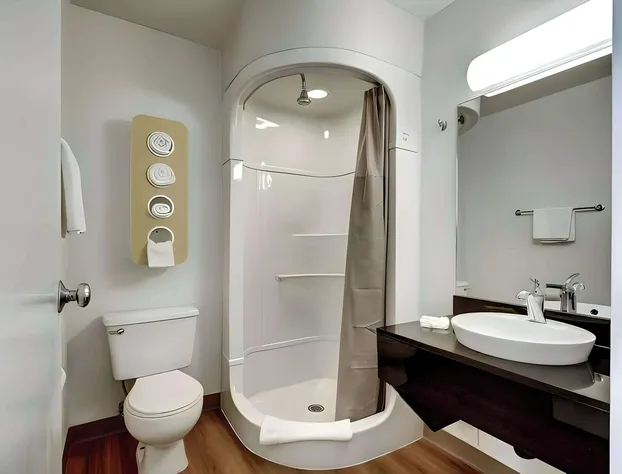 Econo Lodge Midvale hotel detail image 3