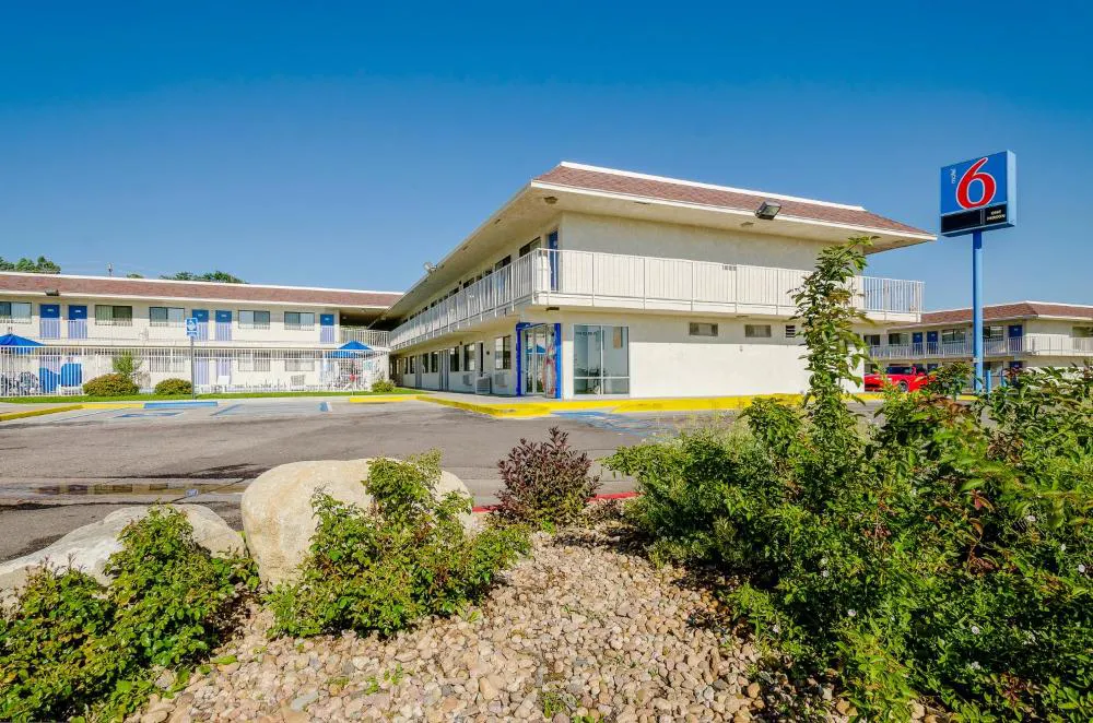 Motel 6 Thornton, CO hotel hero