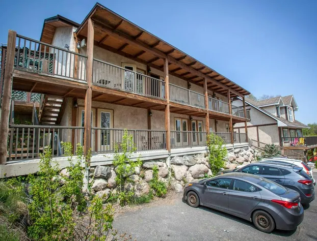 Timberland Inn hotel detail image 3