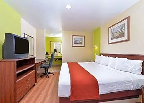 Rodeway Inn Modesto hotel detail image 4