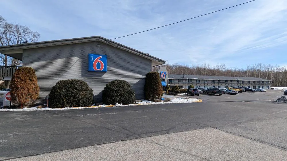 Motel 6 Leominster, MA hotel hero