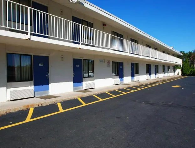 Motel 6 Chicopee, MA - Springfield hotel detail image 4