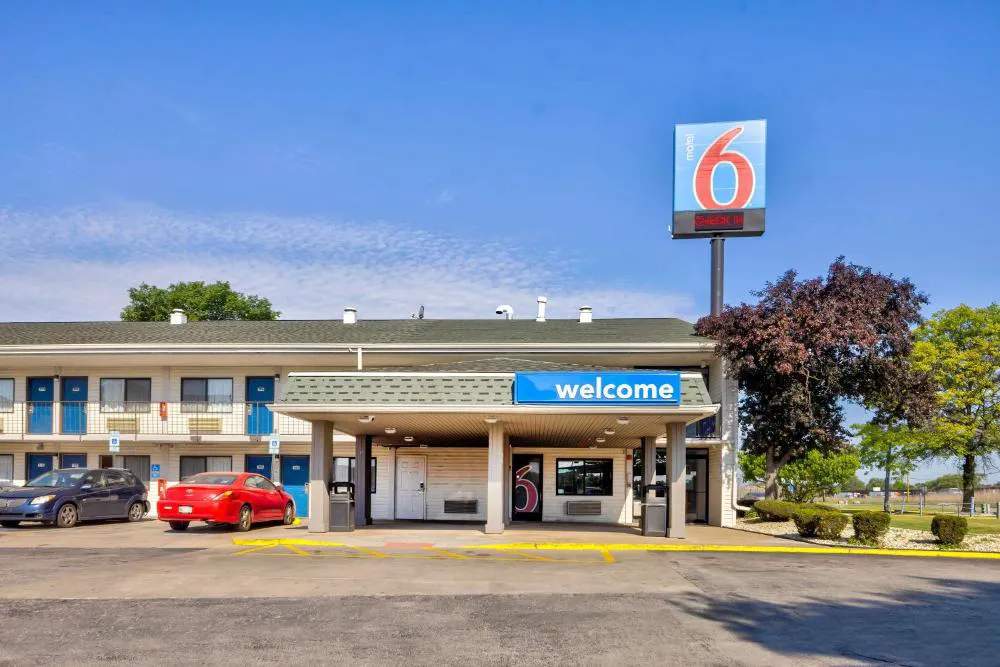 Motel 6 Hammond, IN - Chicago Area hotel hero