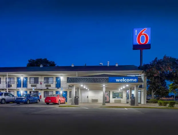 Motel 6 Hammond, IN - Chicago Area hotel detail image 1