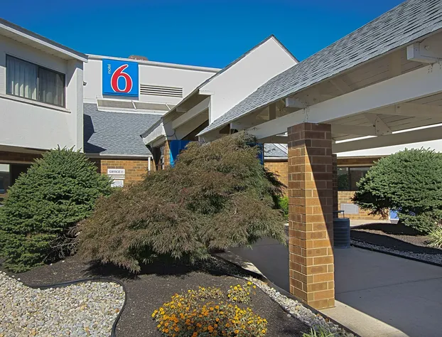 Motel 6 Piscataway, NJ hotel detail image 3