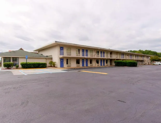 Motel 6 Norfolk, VA hotel detail image 1