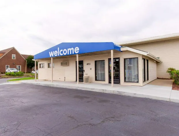 Motel 6 Norfolk, VA hotel detail image 2