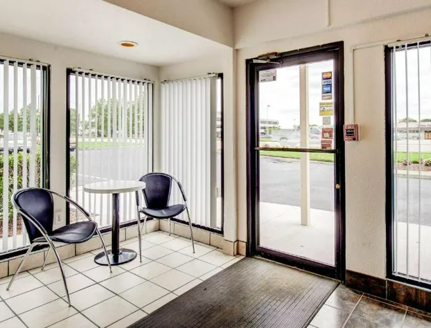 Motel 6 Norfolk, VA hotel detail image 4