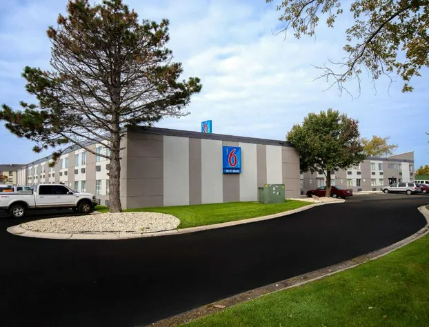 Motel 6 Merrillville, IN hotel detail image 2