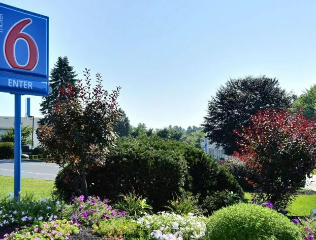 Motel 6 Nashua, NH - North hotel detail image 1