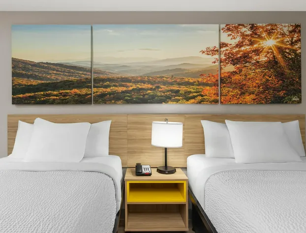 Days Inn by Wyndham Charleston WV hotel detail image 1