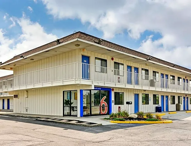 Motel 6 Pittsburgh, PA - Crafton hotel detail image 4