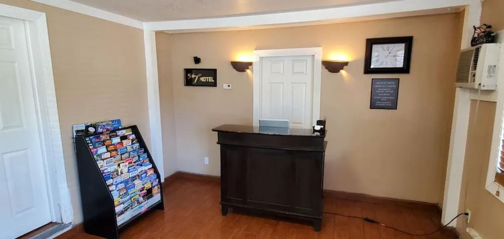 The L Motel - Downtown Flagstaff hotel detail image 1