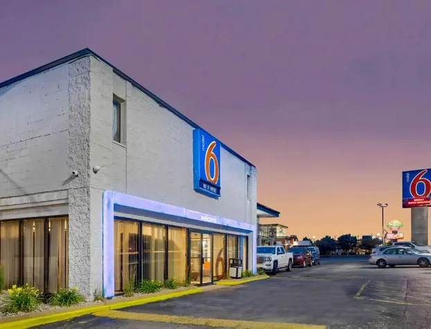 Motel 6 Villa Park, IL - Chicago West hotel detail image 3