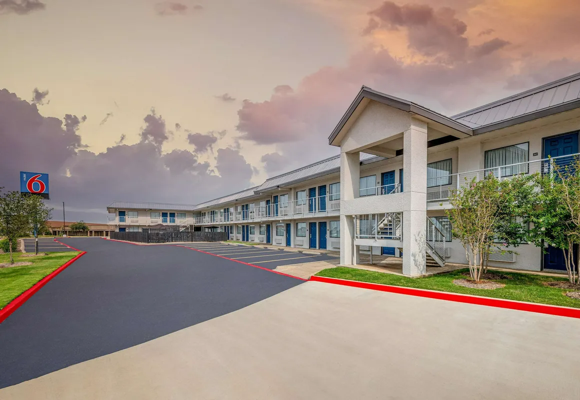 Motel 6 Euless, TX - Dallas hotel hero