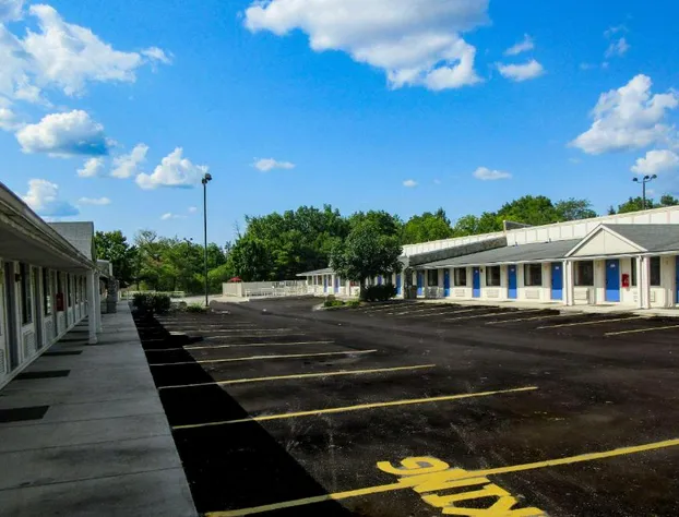 Rodeway Inn Altoona Orchard Plaza hotel detail image 1