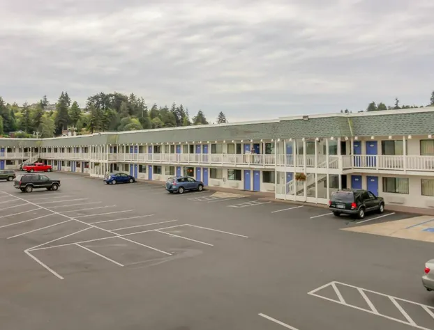 Motel 6 Coos Bay, OR hotel detail image 1