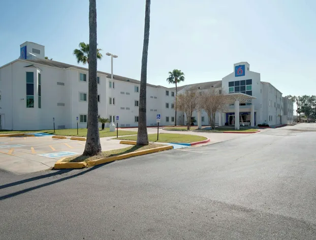 Motel 6 Brownsville, TX hotel detail image 1
