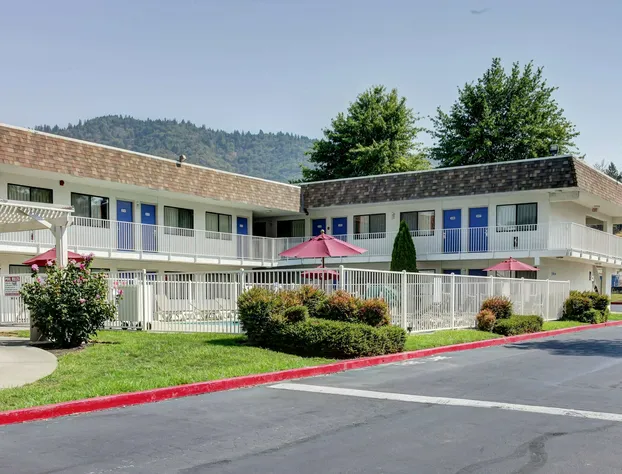 Motel 6 Grants Pass, OR hotel detail image 1