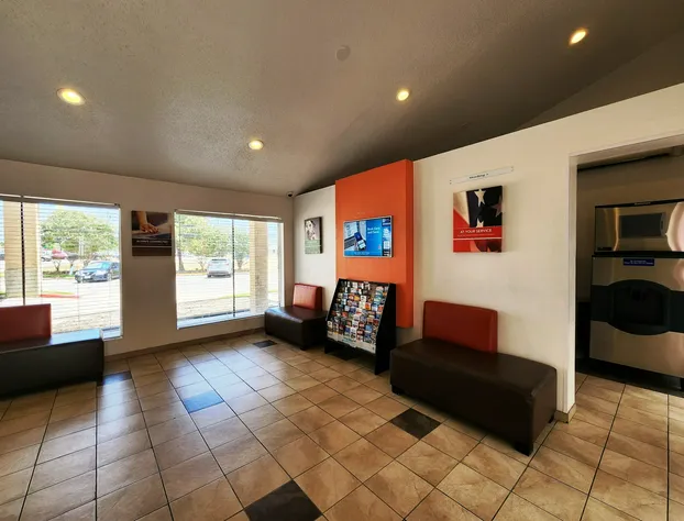 Motel 6 Baytown, TX - Baytown East hotel detail image 4