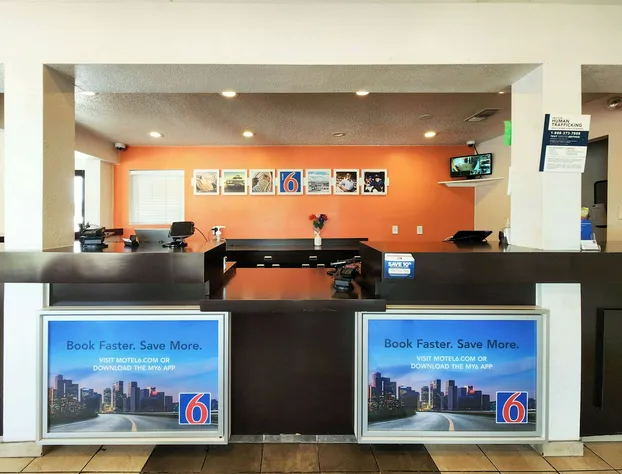 Motel 6 Baytown, TX - Baytown East hotel detail image 3