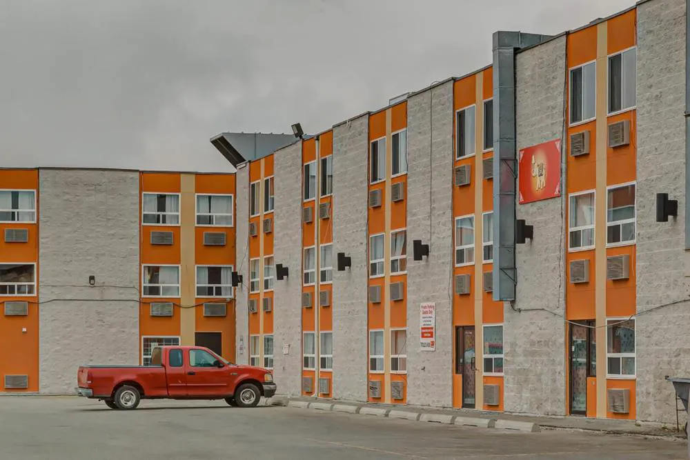 Airport Traveller's Inn hotel hero