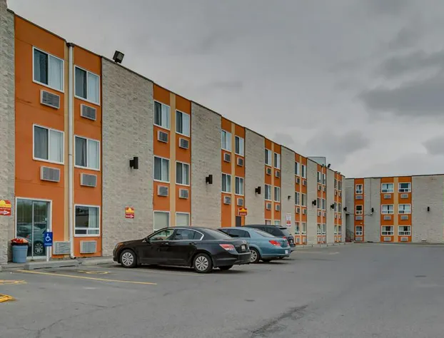 Airport Traveller's Inn hotel detail image 3