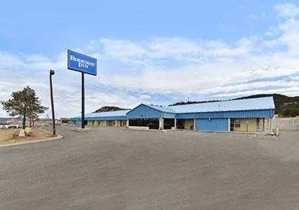 Budget Host hotel hero