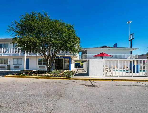 Motel 6 Corpus Christi, TX - Northwest hotel detail image 2