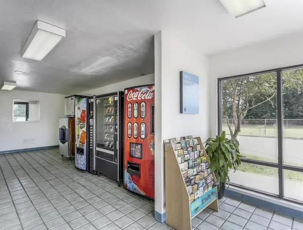 Studio 6 Lafayette, LA – I-10 & I-49 N hotel detail image 3