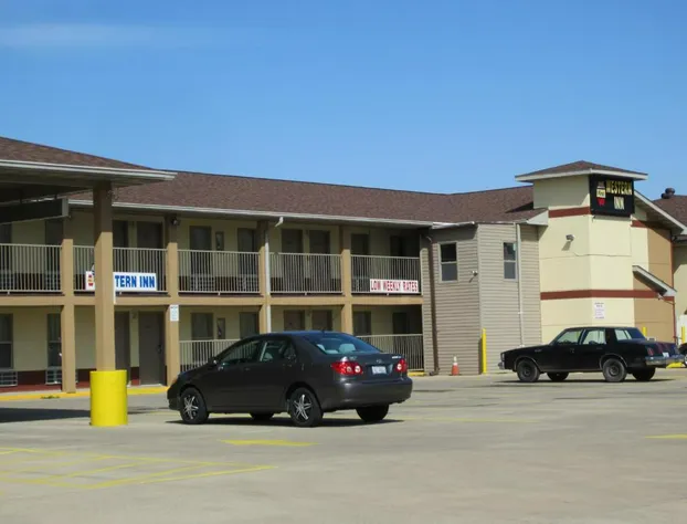 First Western Inn hotel detail image 4