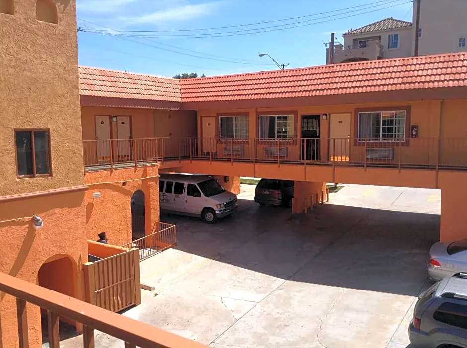 Coast Motel hotel hero