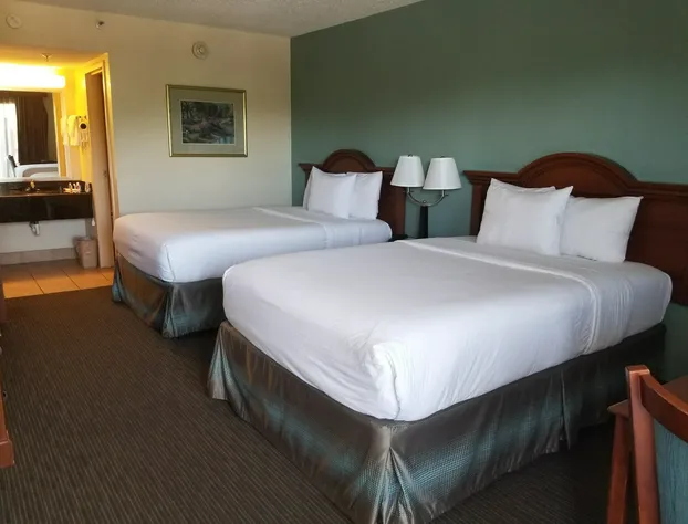 Baymont by Wyndham Sarasota hotel detail image 4