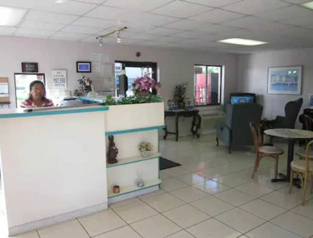 Westmont Inn - Lakeland hotel detail image 2